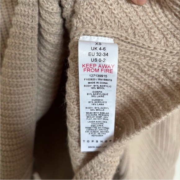 Topshop Oversized Turtleneck Sweater - Picture 5 of 5